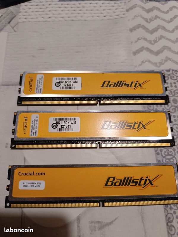 Barrettes de ram 1 Go Crucial (image 1)
