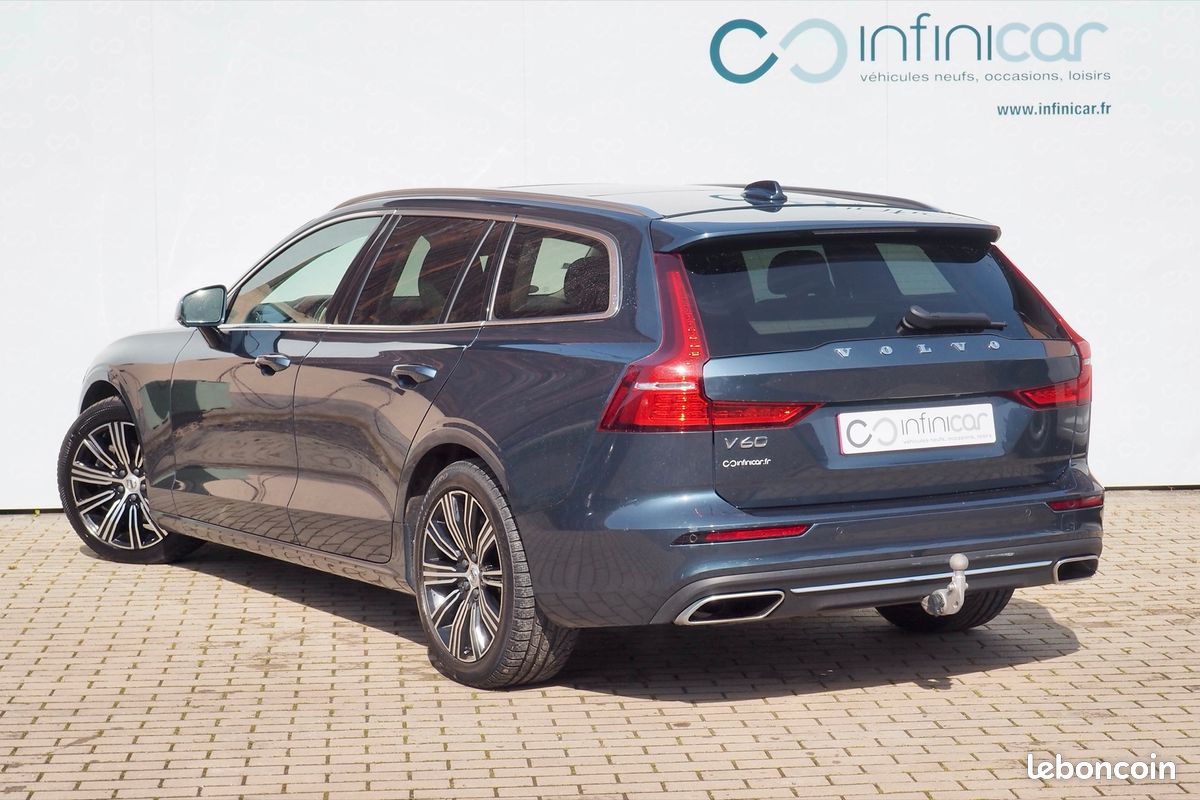 VOLVO V60 B3 163 Geartronic Inscription Luxe + Toit panoramique + Caméra + Attelage + HUD + H.Kardon + Pilot Assist + Options, 1ère Main - Garantie 12 mois (image 2)