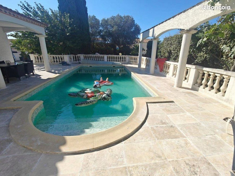 Dalle terrasse et allée de jardin, Meylan 38240 en promo (image 1)