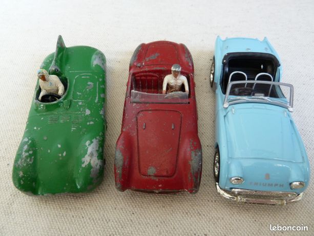 Corgi toys jaguar 2,4 L échelle 1/43 - Collection