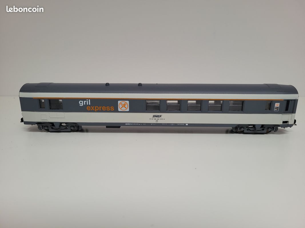Train wagon N°540100 Voiture SNCF GRILL EXPRESS CORAIL Jouef Ho (image 4)