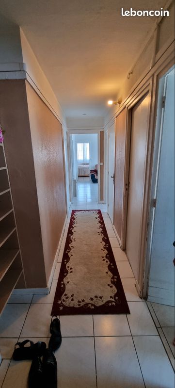 Appartement 4 pièces 100 m² · à Mâcon · 100 m² · 900 €