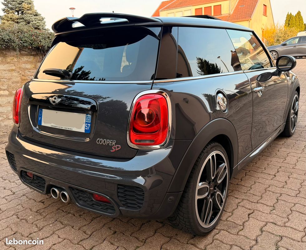 MINI COOPER SD CHILI JCW-KIT automatique TOIT OUVRANT + SIEGES CHAUFFANTS (image 2)