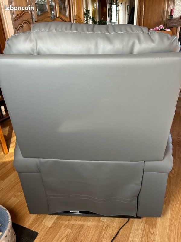 Vend fauteuil électrique (image 3)
