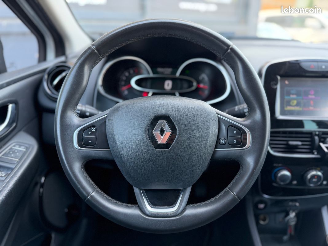 RENAULT CLIO 1.2 75 LIMITED COURROIE OK/ ENTRETIEN Ok (image 4)