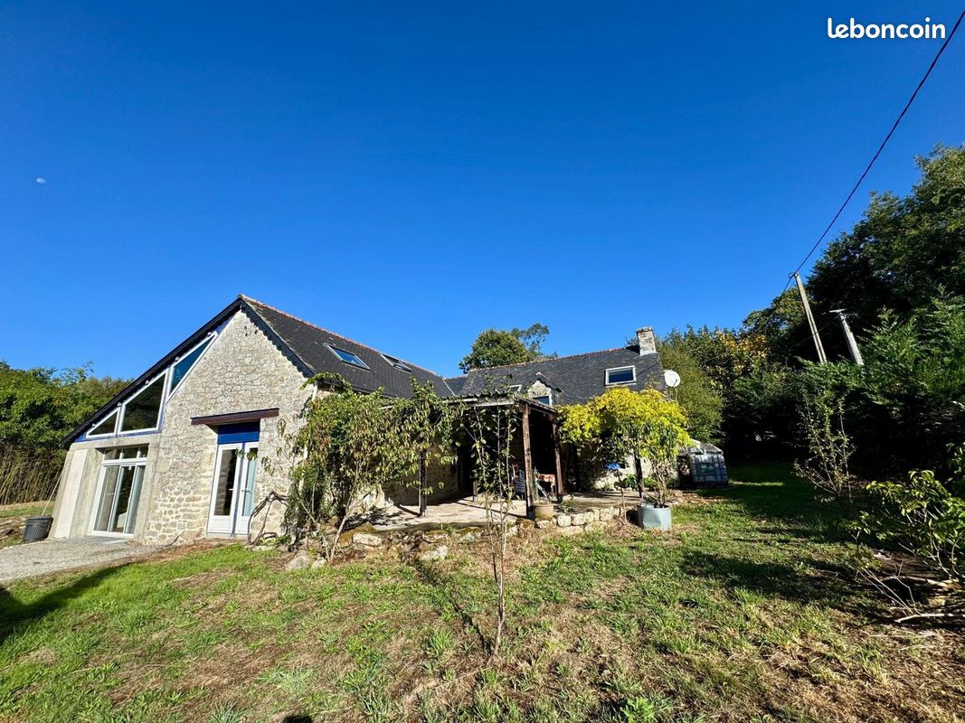 Maison 6 pièces 224 m² · à Ploërdut · 224 m² · 227 920 €