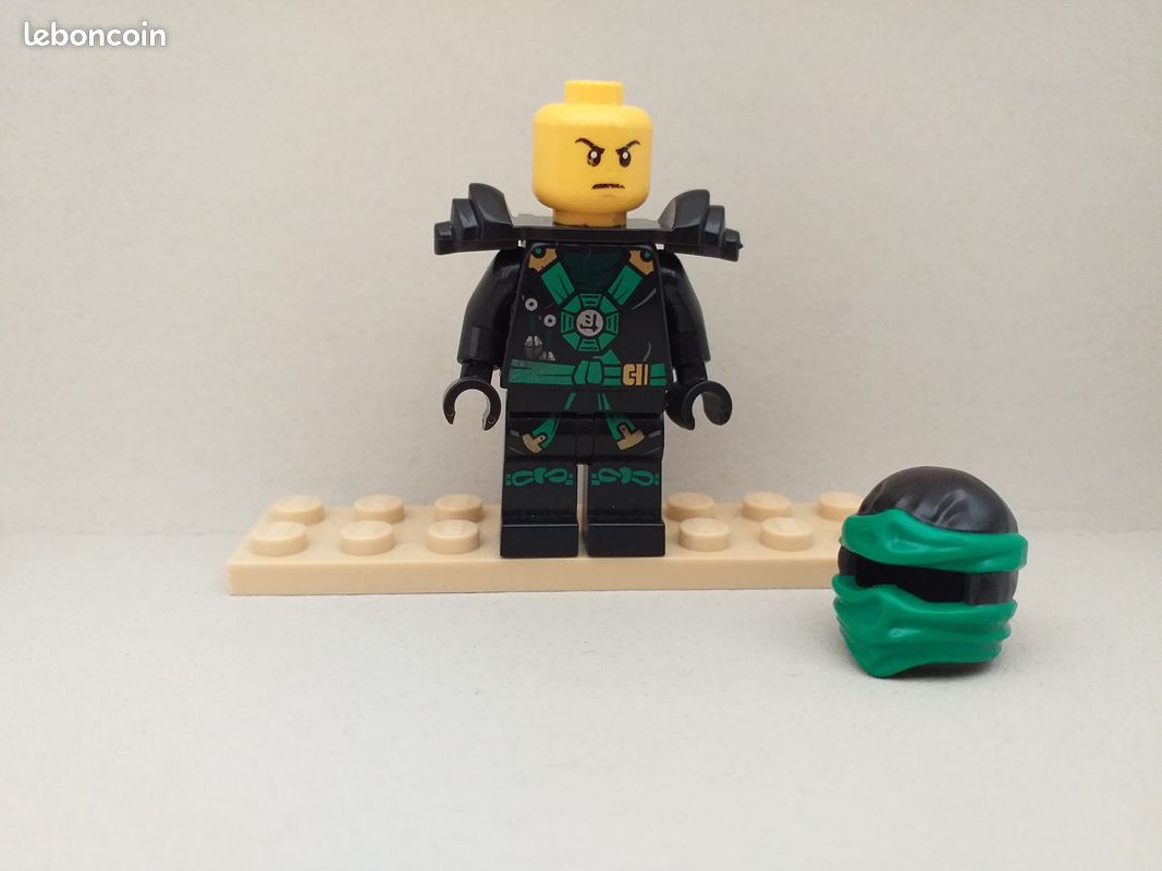 Lego Figurine Ninjago njo0167 Lloyd (Deepstone Armor) Possession
