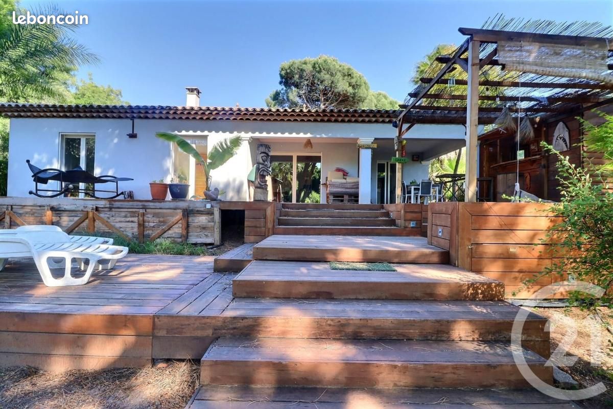 Maison 5 pièces 124 m² · à Fréjus · 124 m² · 656 000 €