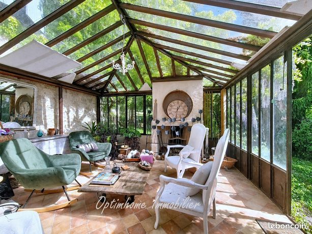Maison 7 pièces 237 m²