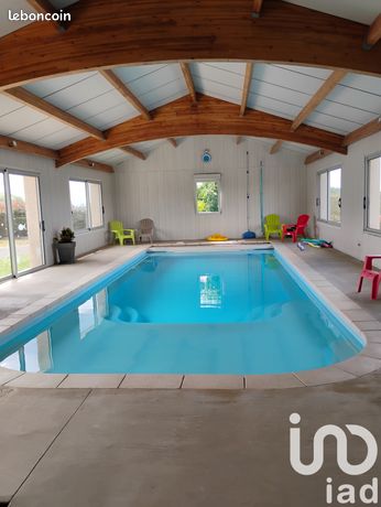 Gîte 10 pièces 440 m²