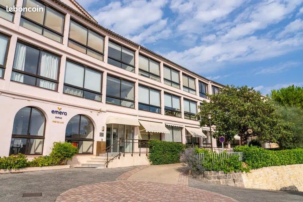 Appartement 1 pièce 22 m² · à Châteauneuf-Grasse · 22 m² · 140 875 €