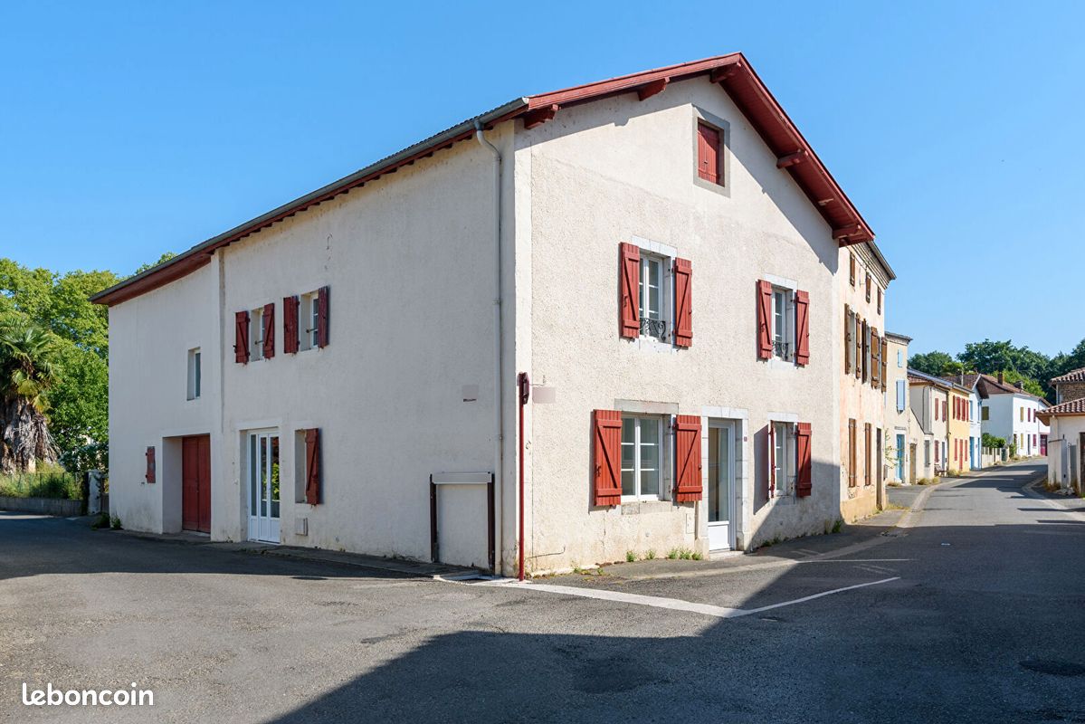 Maison 5 pièces 131 m² · à Amou · 131 m² · 170 000 €
