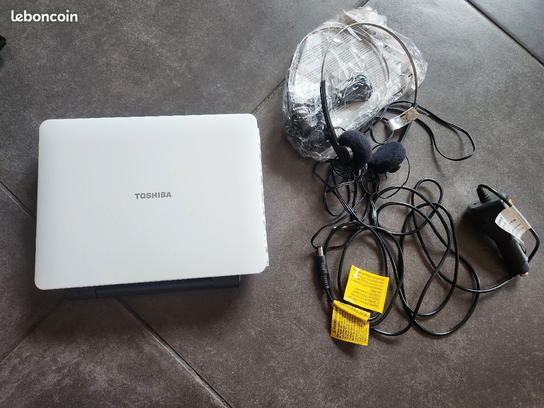 Lecteur DVD portable Toshiba (image 2)