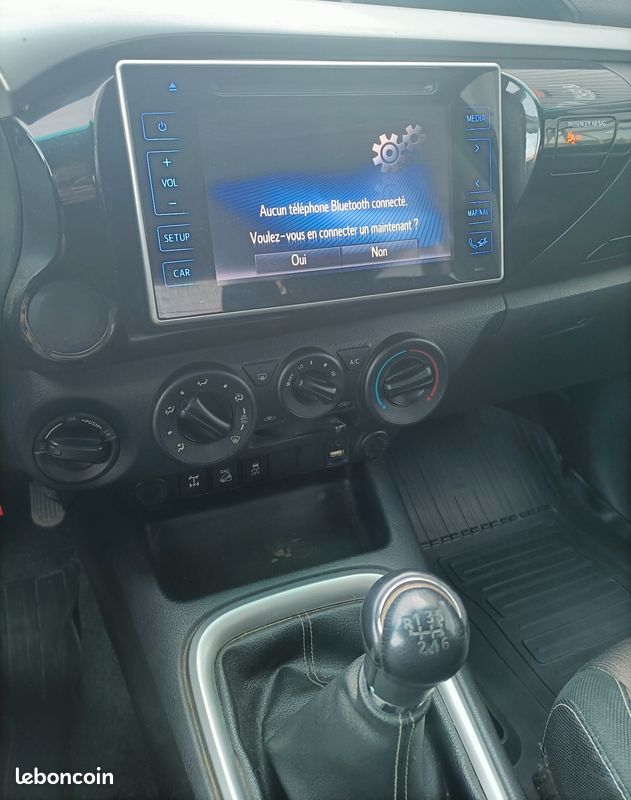 TOYOTA HILUX 4x4 DOUBLE Cabine 2.4 D4D 150 LEGENDE (image 22)