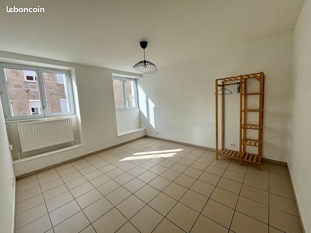 Appartement 4 pièces 75 m² · à Saint-Étienne · 75 m² · 670 €/mois