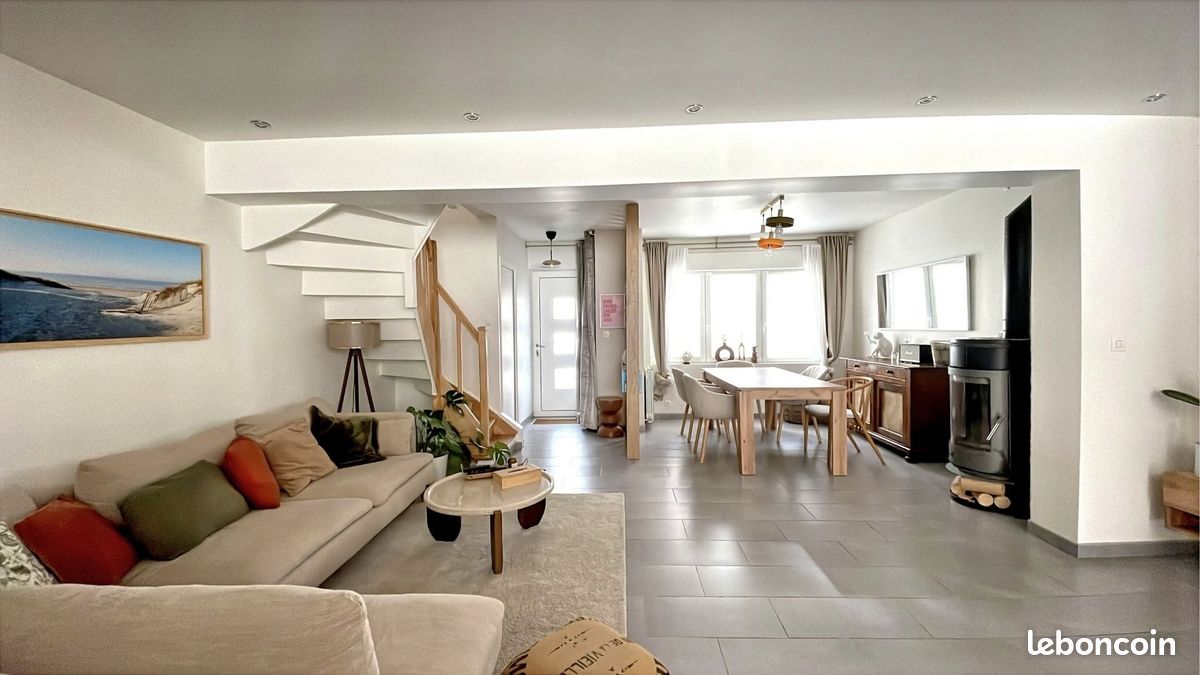 Maison 5 pièces 100 m² · à Pérenchies · 100 m² · 299 900 €