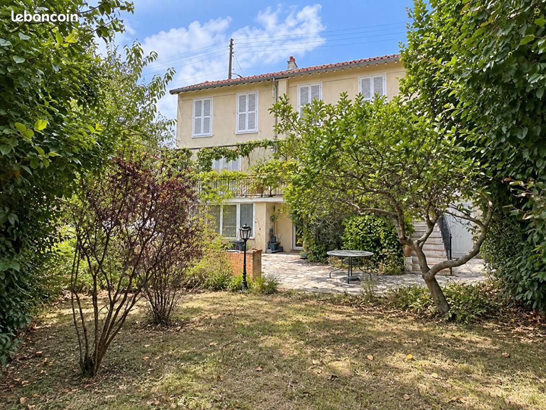Maison 5 pièces 145 m² · à Yerres · 145 m² · 509 000 €