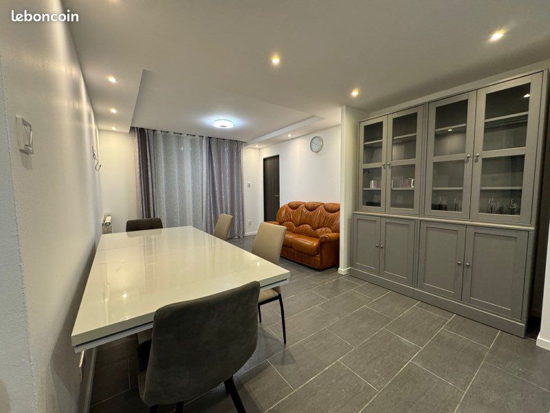 Appartement 5 pièces 83 m² · à Saint-Martin-d'Hères · 83 m² · 249 000 €