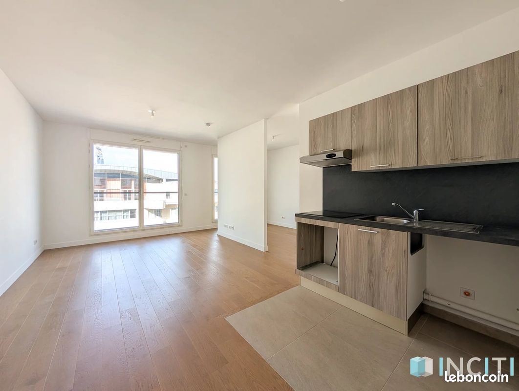 Appartement 1 pièce 37 m² · à Issy-les-Moulineaux · 37 m² · 441 841 €