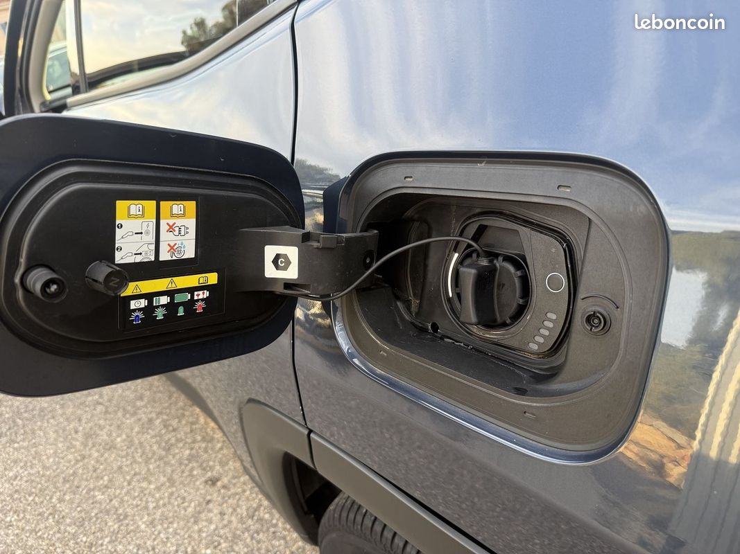 Jeep COMPASS 1.3 GSE T4 240CH TRAILHAWK 4XE PHEV AT6 (image 28)
