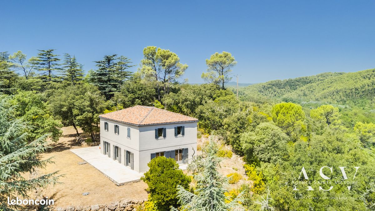 Maison 6 pièces 227 m² · à Châteauvert · 227 m² · 599 000 €