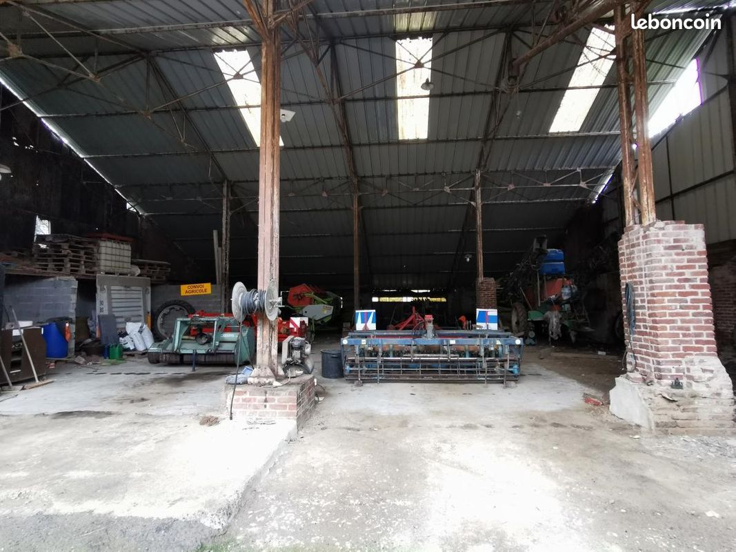 Immeuble 825 m² · à Marquion · 825 m² · 75 500 €
