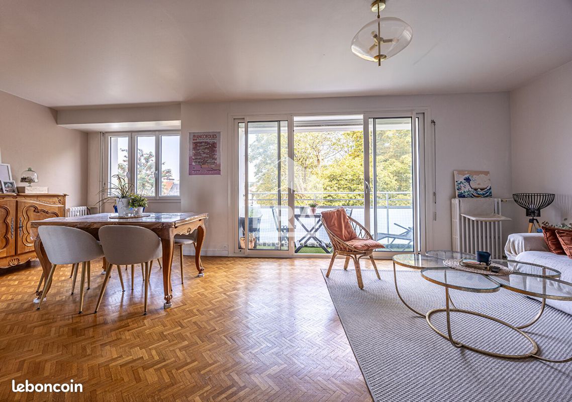 Appartement 3 pièces 74 m² · à La Rochelle · 74 m² · 327 000 €