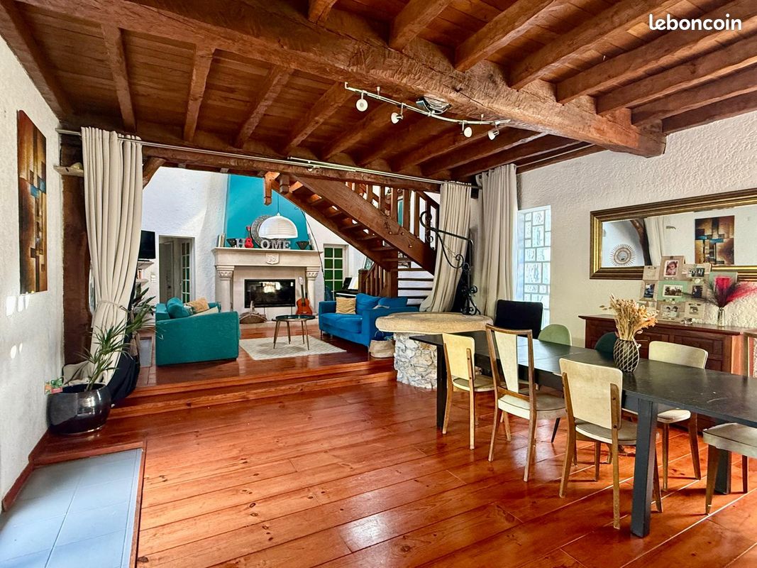 Maison 8 pièces 215 m² · à Pessac · 215 m² · 645 000 €