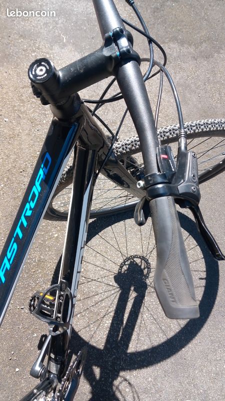 GIANT FASTROAD SL taille L (image 11)