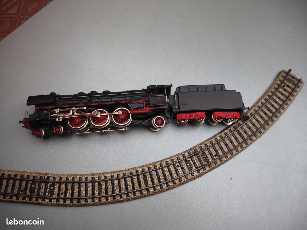 Ancienne Locomotive F800 Tender Marklin 01 097 Collection Ferroviaire