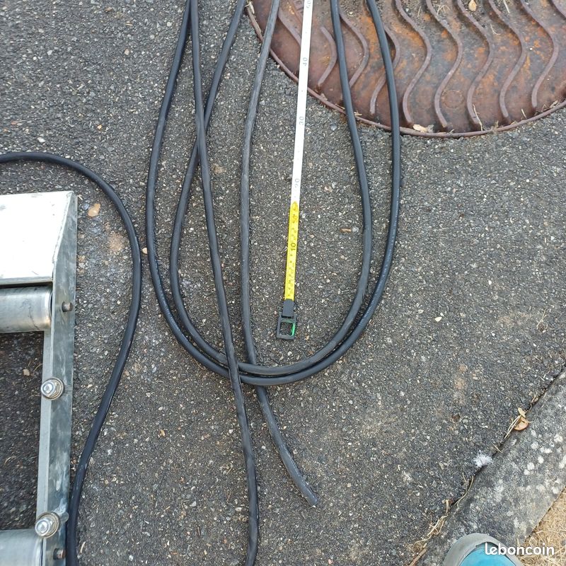Chute de câble souple HO7RNF 3 G4 AD8 de 60m (image 1)