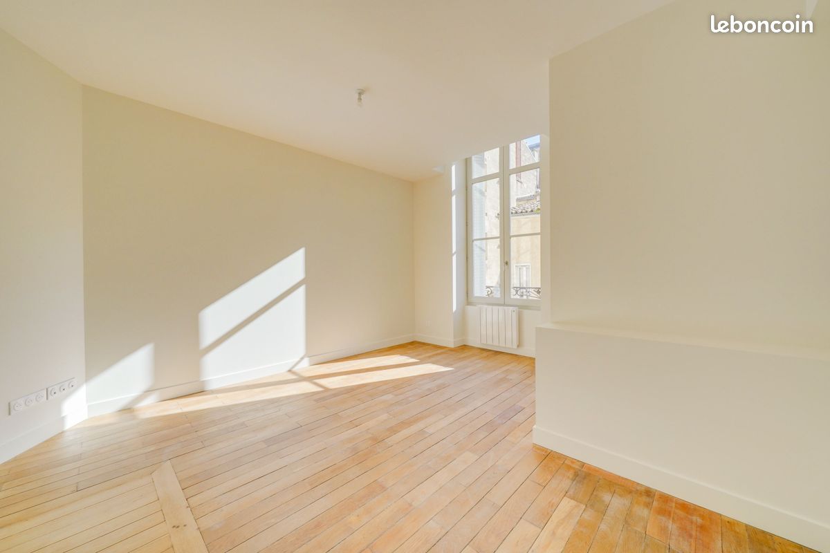 Appartement 3 pièces 57 m² · à Bordeaux · 57 m² · 1 250 €