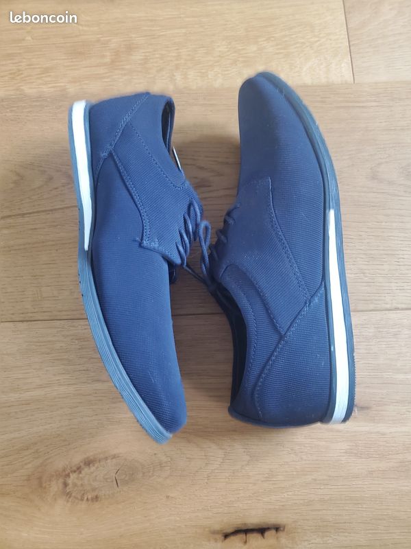 Chaussures classes gémo taille 39 (image 2)