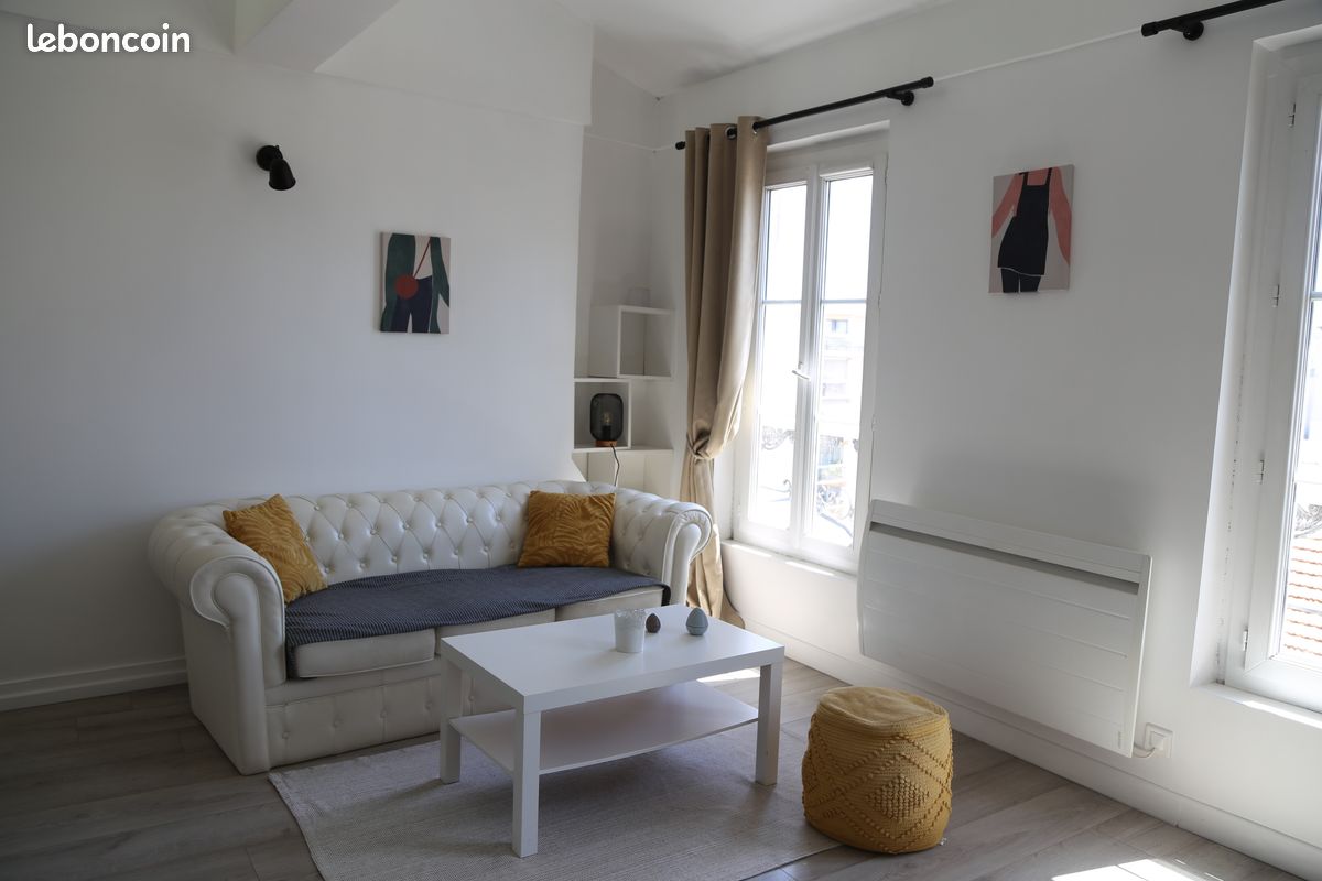 Appartement 1 pièce 33 m² · à Versailles · 33 m² · 1 150 €
