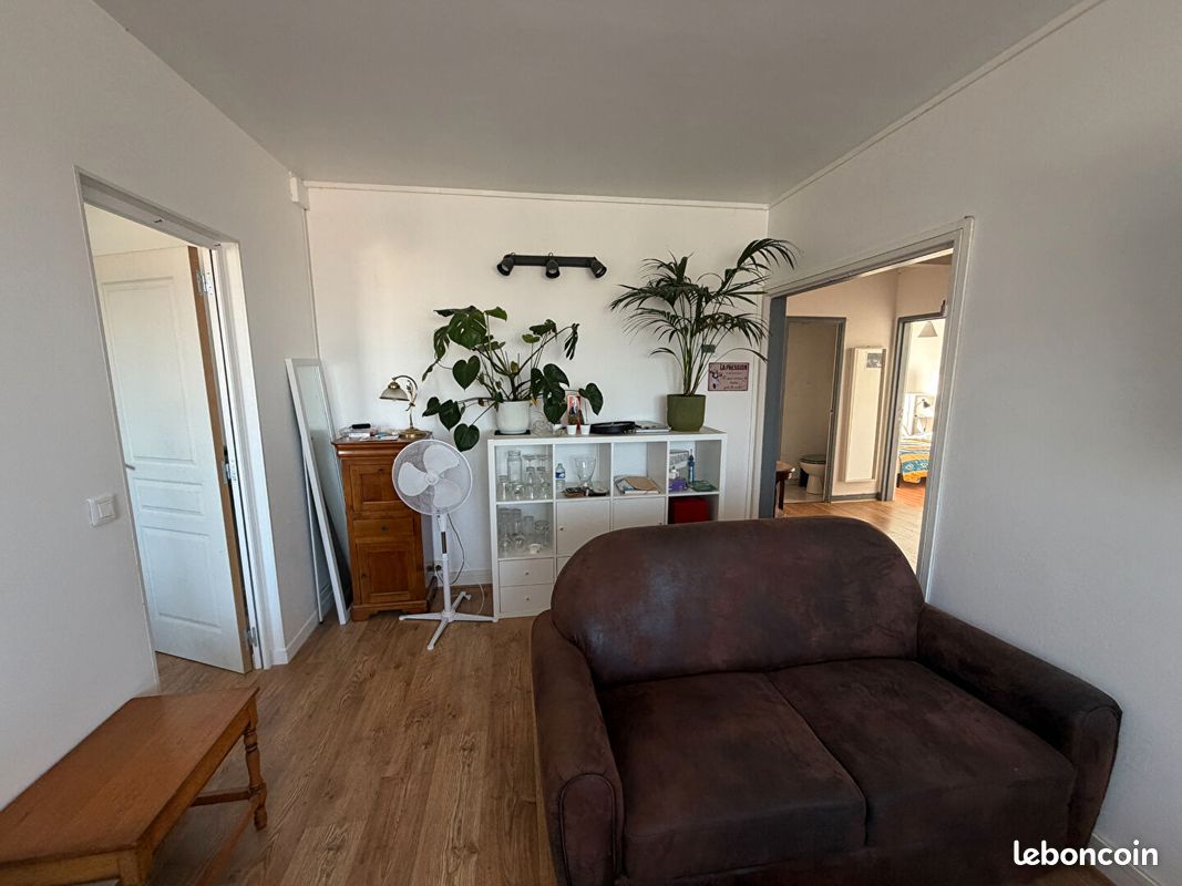 Appartement 5 pièces 85 m² · à Saint-Benoît · 85 m² · 132 500 €