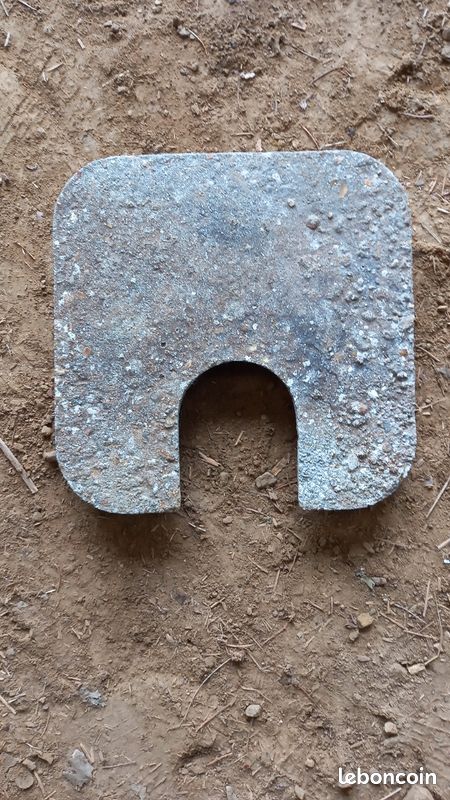 Couvert de regard en béton (image 1)