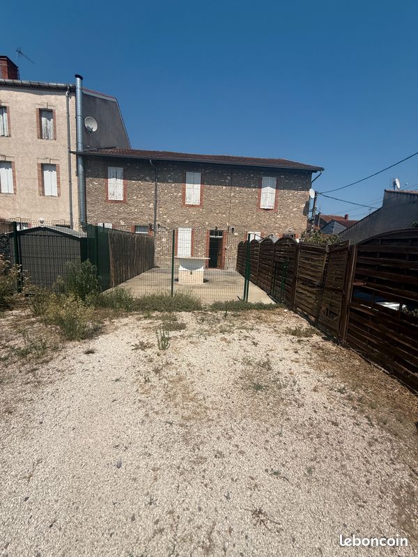 Maison 3 pièces 95 m² · à Graulhet · 95 m² · 700 €