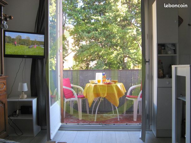 Studio 1 pièce 19 m²