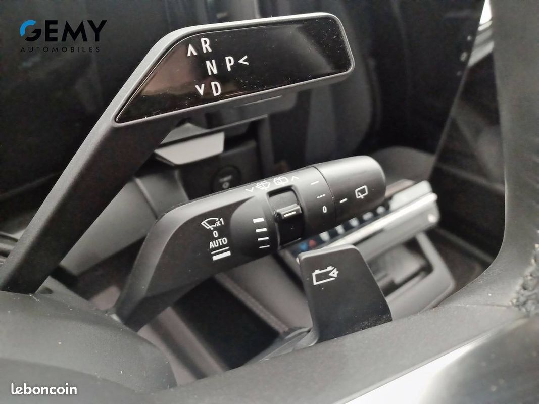 RENAULT Megane E-Tech EV60 220 ch super charge Techno (image 16)