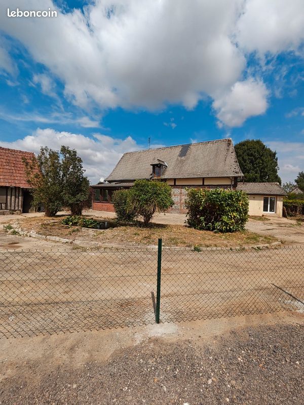 Maison 6 pièces 135 m² · à Authieux-Ratiéville · 135 m² · 1 100 €
