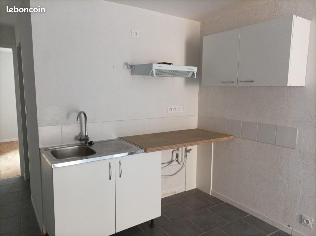 Appartement 1 pièce 25 m² · à Dole · 25 m² · 375 €