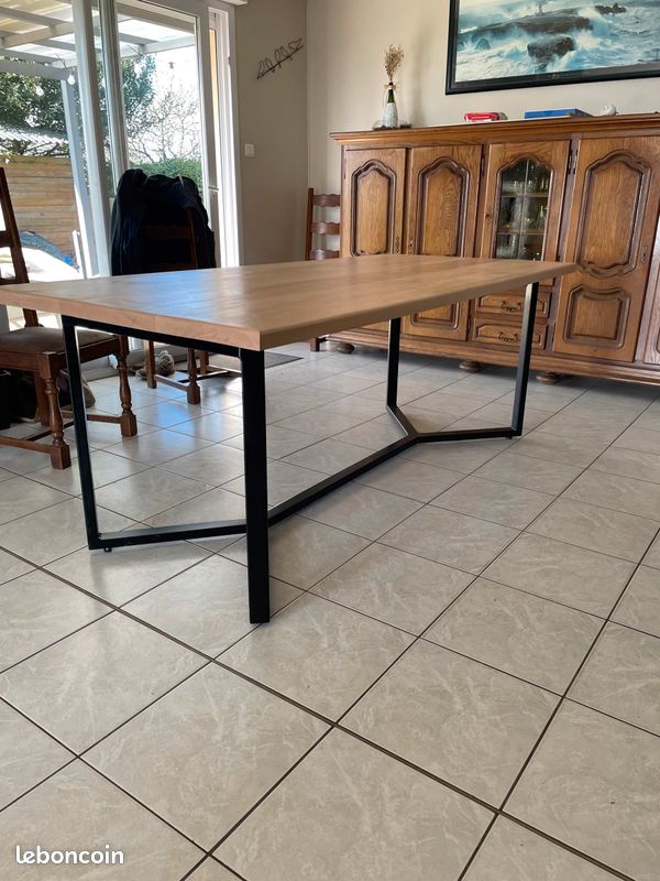 Table en hêtre macif (image 2)