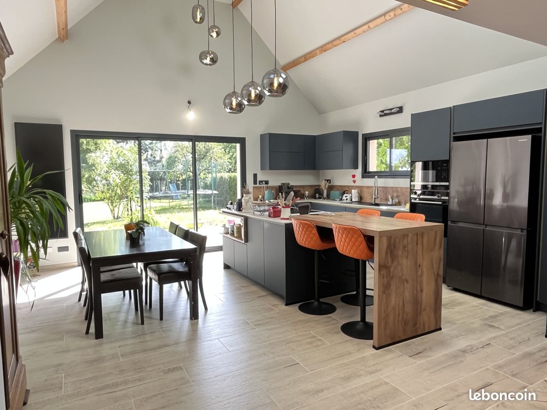 Maison 7 pièces 145 m² à La Villeneuve-en-Chevrie
