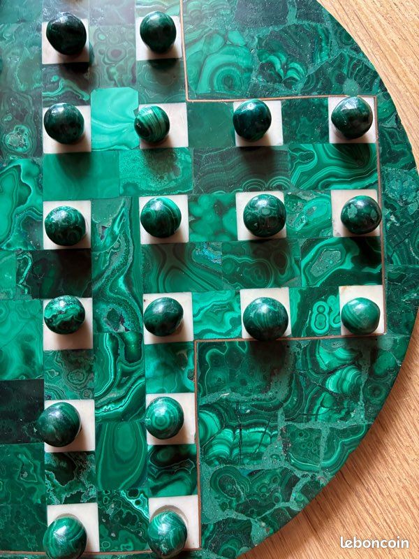 Le Jeu du Solitaire Billes en Malachite, plateau Wangé