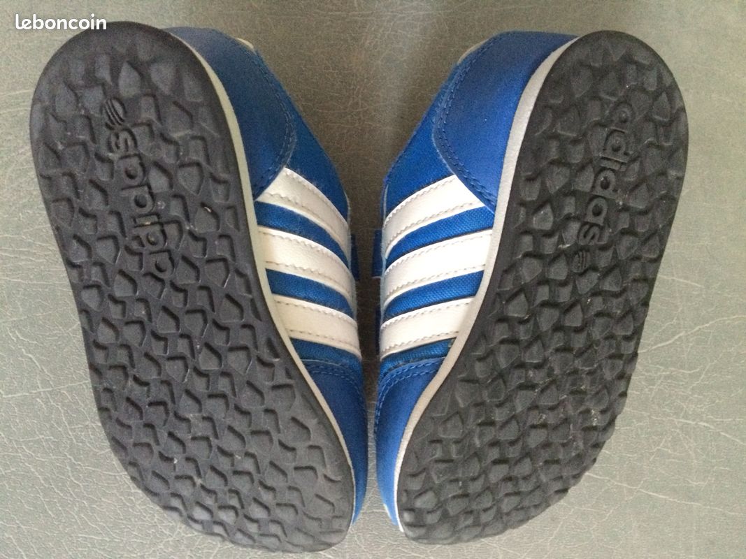 Baskets enfant ADIDAS NEO bleu bandes blanche T-21 (image 7)