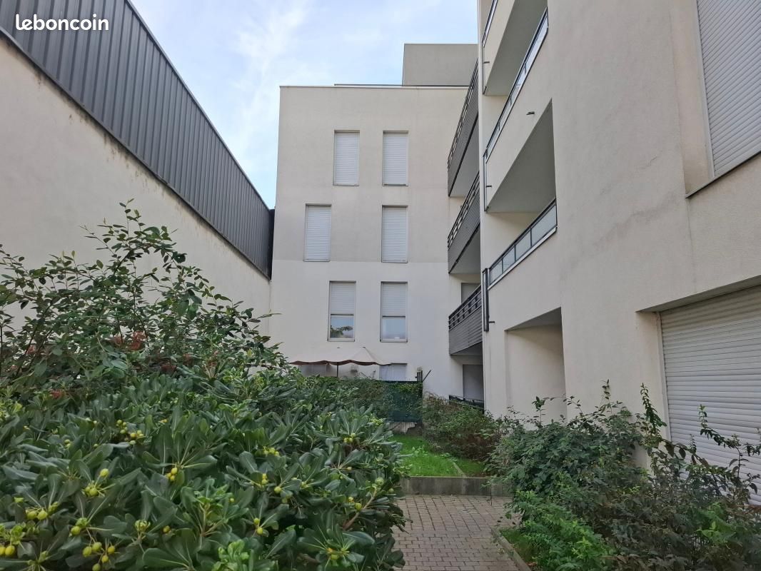 Appartement 2 pièces 38 m² · à Saint-Fons · 38 m² · 700 €/mois