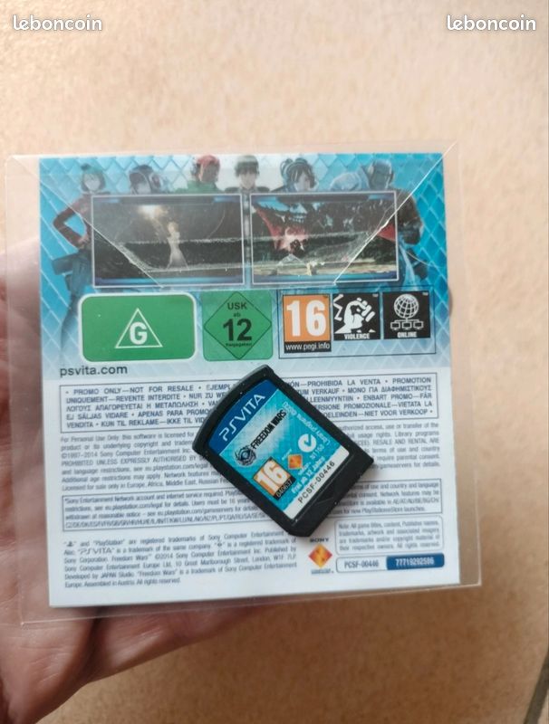 Freedom Wars PS Vita - Version JAP Complète - Très Bon état - RPG 2014