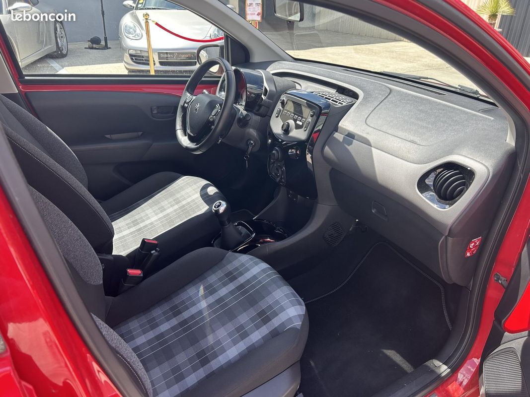 PEUGEOT 108 1.0 VTi - 72 Style - Garantie 12 mois (image 10)