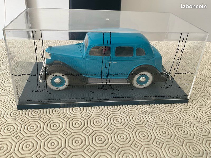 HACHETTE - VOITURE Tintin 1/24 + Fascicule - La 201 Cabriolet - N°56 EUR 59,00 - FR