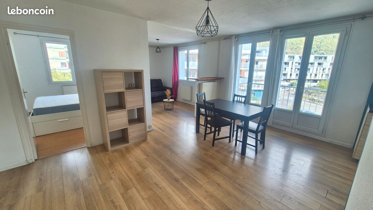 Appartement 3 pièces 63 m² · à Saint-Égrève · 63 m² · 900 €/mois